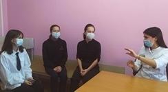 15 октября – Всемирный день борьбы с раком груди. В преддверии этой даты специалисты кабинета развития девочки БУ «Няганская городская детская поликлиника» провели профилактическое мероприятие.  