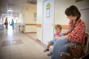В медицинскую организацию только с родителями 