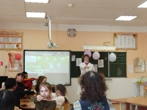 Специалисты Няганской городской детской поликлиники активно проводят уроки здоровья