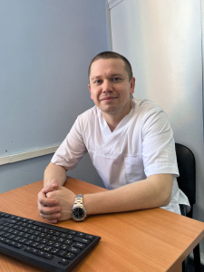 О людях в белых халатах накануне Дня медицинского работника. Радмир Равильевич Кашапов, врач хирург – детский.