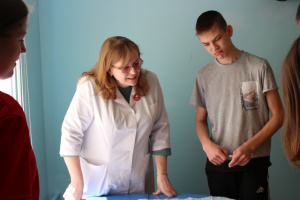 Специалисты Няганской  городской детской поликлиники приняли участие в работе ежегодной  профплощадки  «PROFотдых.МЫ»