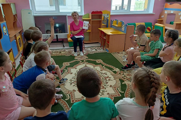 В летних лагерях продолжается работа по сохранению и укреплению детского здоровья    