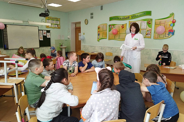 Специалисты Няганской городской детской поликлиники активно проводят уроки здоровья