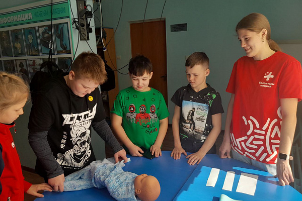 Специалисты Няганской  городской детской поликлиники приняли участие в работе ежегодной  профплощадки  «PROFотдых.МЫ»