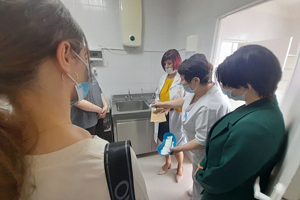 Экскурсия от Центра профориентации в Няганской городской детской поликлинике