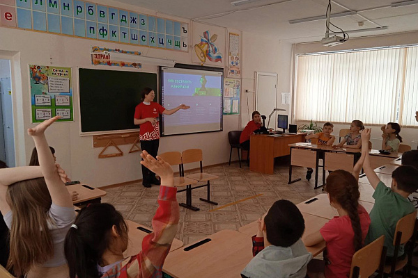 Каникулярное время волонтеры – медики провели с пользой