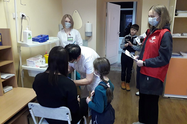Специалисты Няганской городской детской поликлиники провели очередную акцию «Узнай свой уровень сахара в крови»